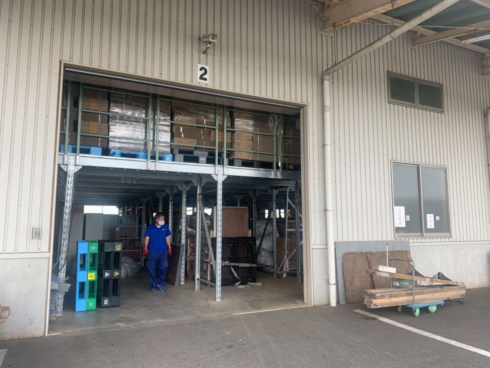 倉庫内が満タンだ！　　（八街市の運送会社　正社員、バイト募集中）